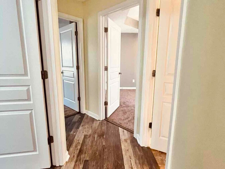 Building Photo - 1209 Woodall Rd