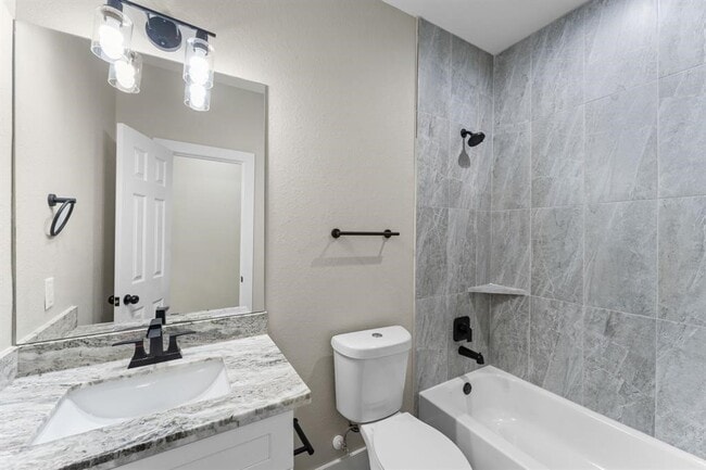 Building Photo - 7311 Sandra St