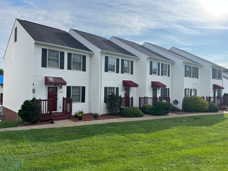Building Photo - 343 Beaverview Dr