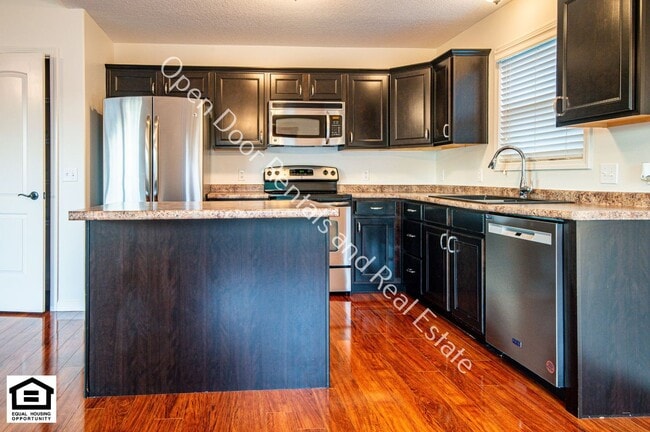 Building Photo - 12595 Shearwater Run