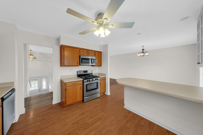 Building Photo - 5080 Prairie Oak Rd