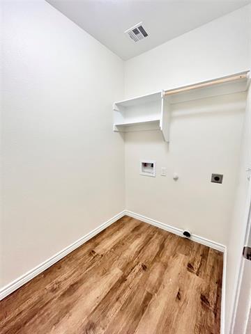 Building Photo - 523 E Hanna St