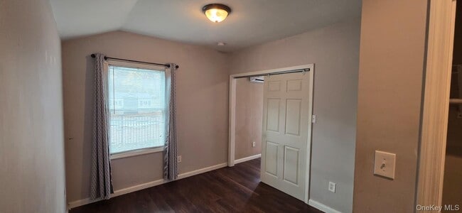 Building Photo - 21 Camp Fire Ln