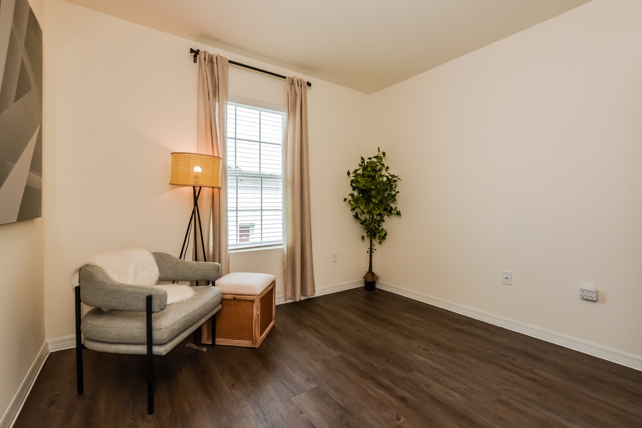 Building Photo - 120 ORMOND GRANDE Blvd