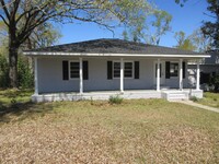 Building Photo - 904 W Fifth Street