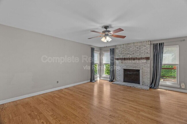 Building Photo - 16610 Green Needle Ct