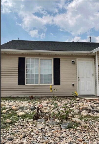 Building Photo - 1260 N 650 W