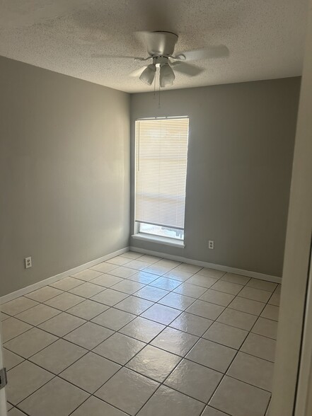 Second bedroom - 6609 Escondido Dr