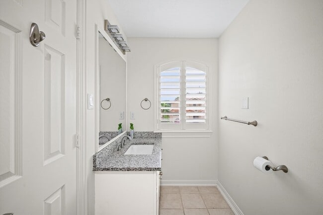 Building Photo - 14227 Flower Creek Ln