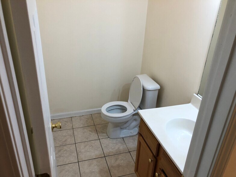 Building Photo - 800 John Exum Pkwy