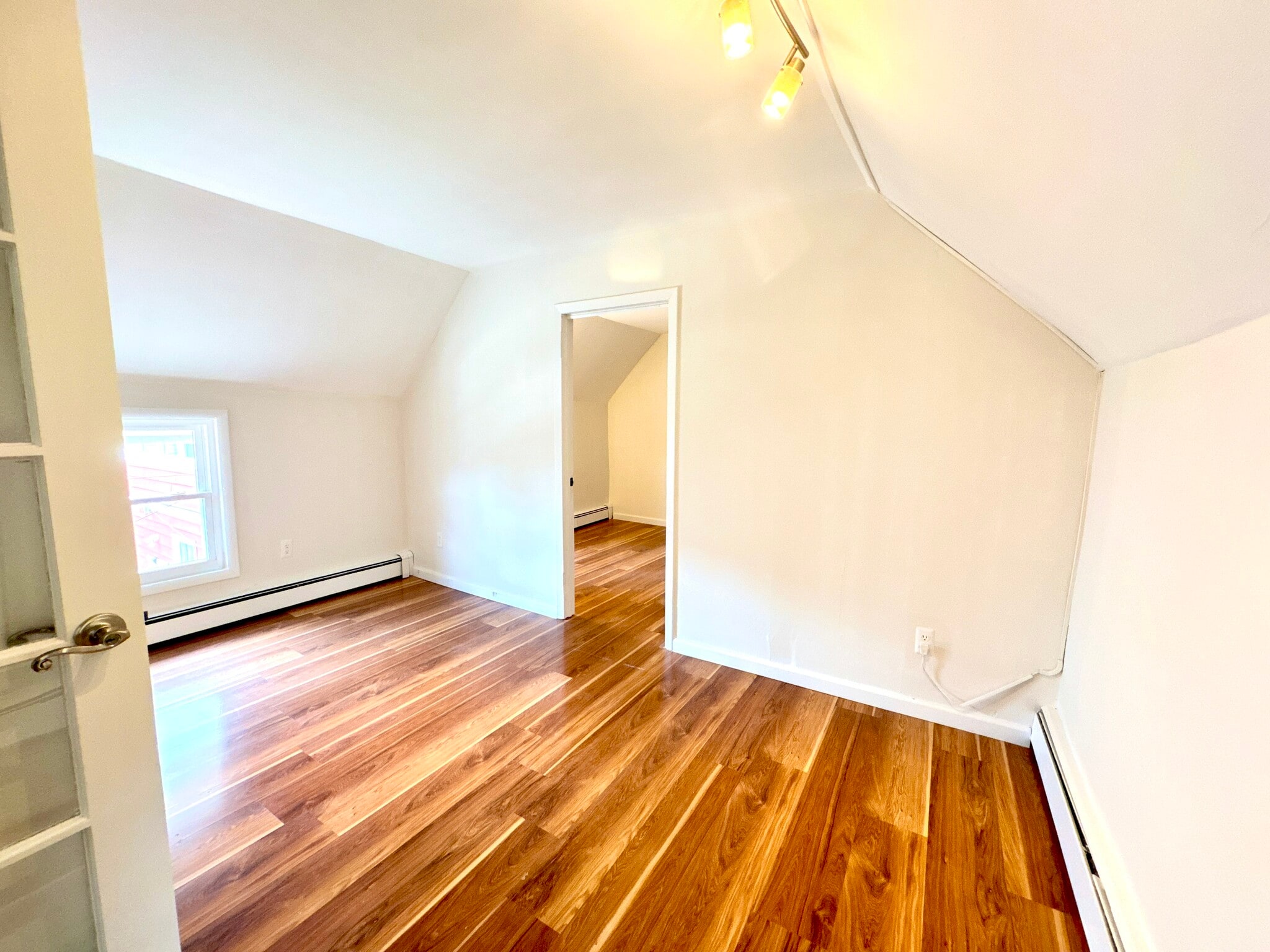 1st Bedroom - 414 Undercliff Ave