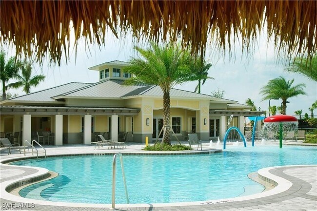 Building Photo - 2665 Vine Ave