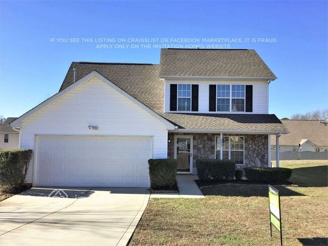 Building Photo - 407 Mooseberry Ln