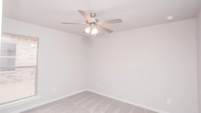 Building Photo - 13806 Uvalde Ave