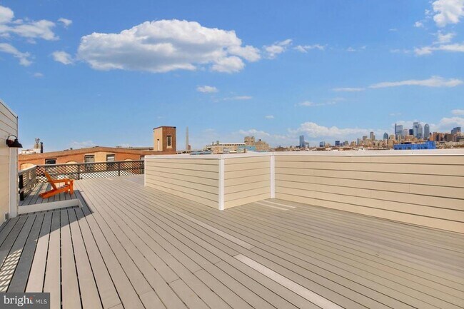 Building Photo - 2031 S Juniper St