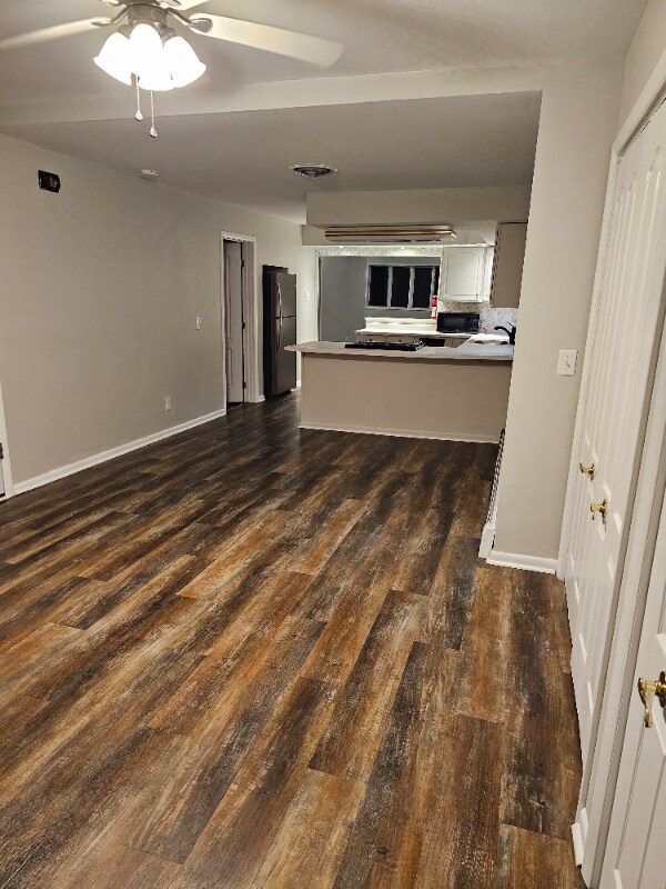 Building Photo - 133 Saratoga Ave