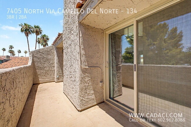 Building Photo - 7405 N Vía Camello Del Norte