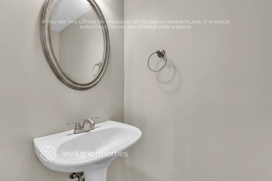 Building Photo - 4904 Heritage Cir