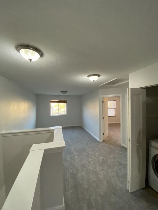 Building Photo - 1512 N 540 W
