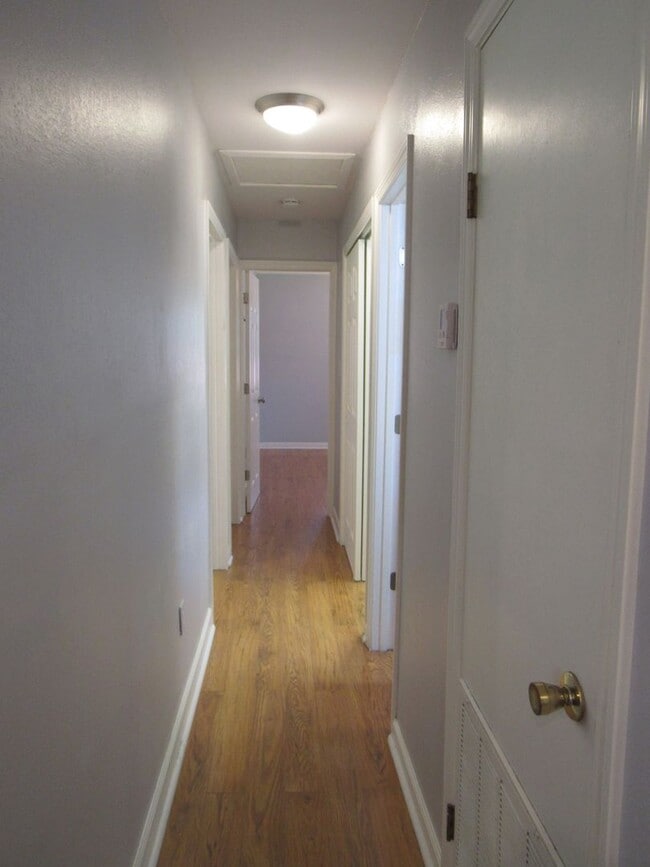 Building Photo - 2912 Hwy 319 W