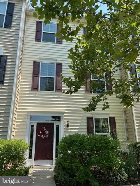 Building Photo - 215 Keenan Way