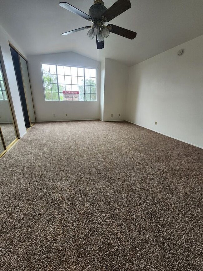 Building Photo - $1000 Holiday Move In Spec! The Bluffs at ...