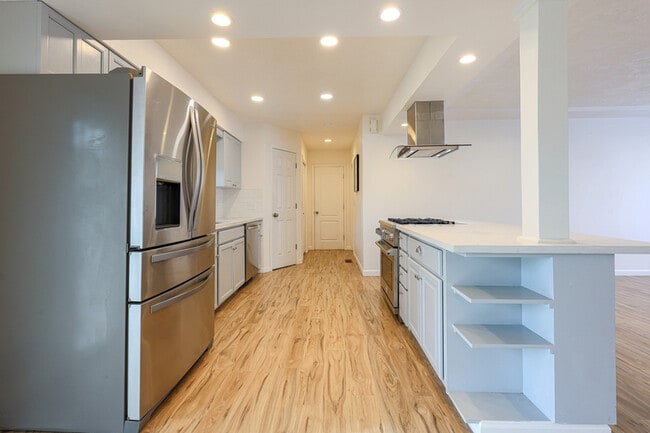 Building Photo - 2641 SE 168th Ave