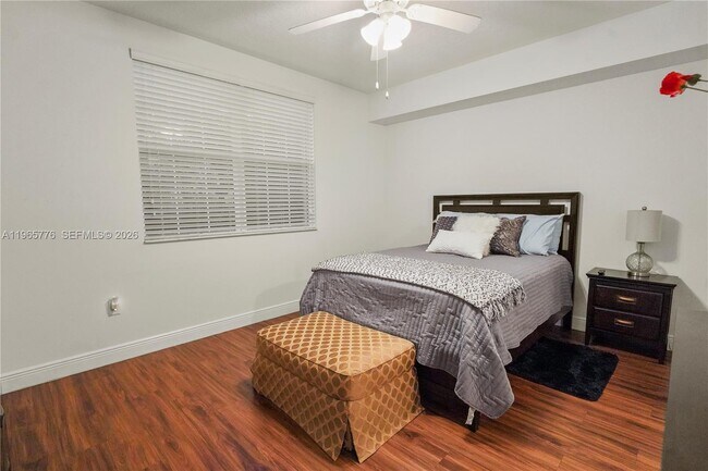 Building Photo - 11250 SW 44th St