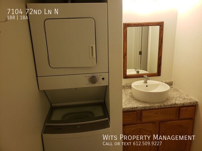 Building Photo - 7104 72nd Ln N