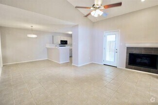 Building Photo - 333 Melrose Dr