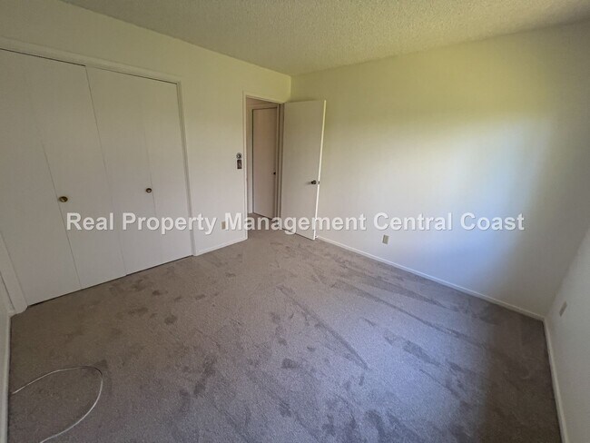 Building Photo - AVAILABLE NOW - Nice Home Near Laguna Lake...