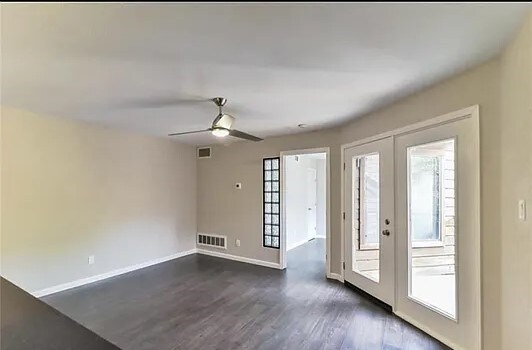 Building Photo - 2311 Basil Dr