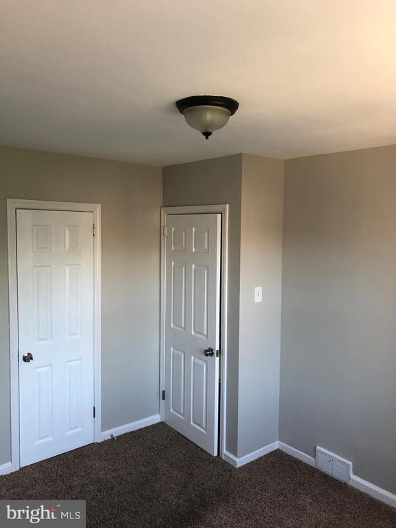 Building Photo - 8102 Terry St