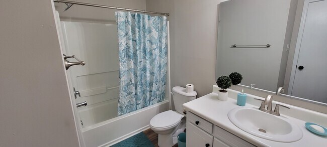 Building Photo - 4517 Park Knoll Ln