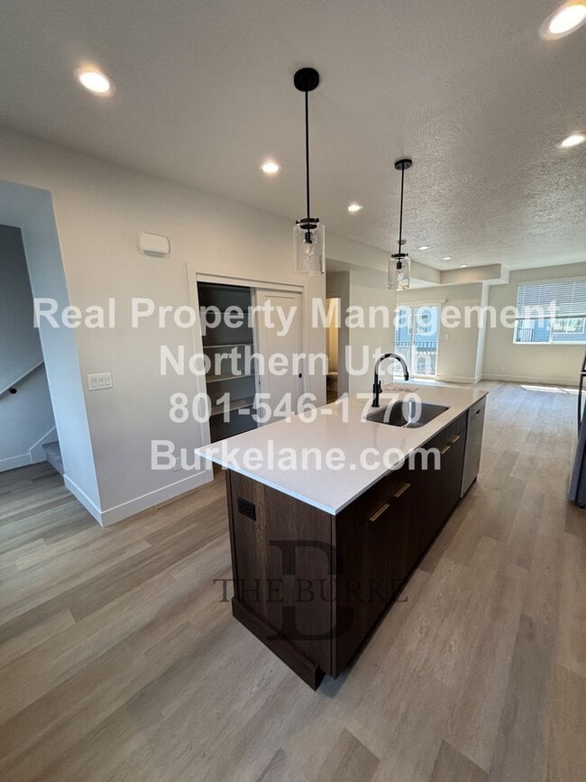 Building Photo - Brand New Townhomes in Farmington