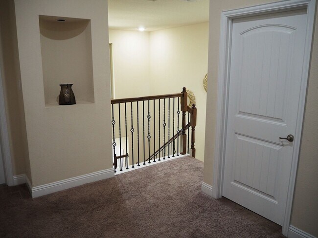 Building Photo - 3 Bed - 2.5 Bath Townhome in Flower Mound ...