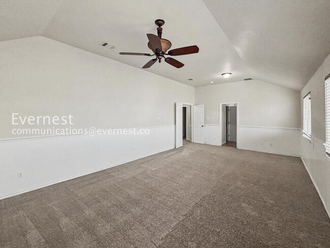 Building Photo - Charming 4-Bedroom Haven with Fireplace and Serene Outdoor Living / Pet-Friendly / Available Now!