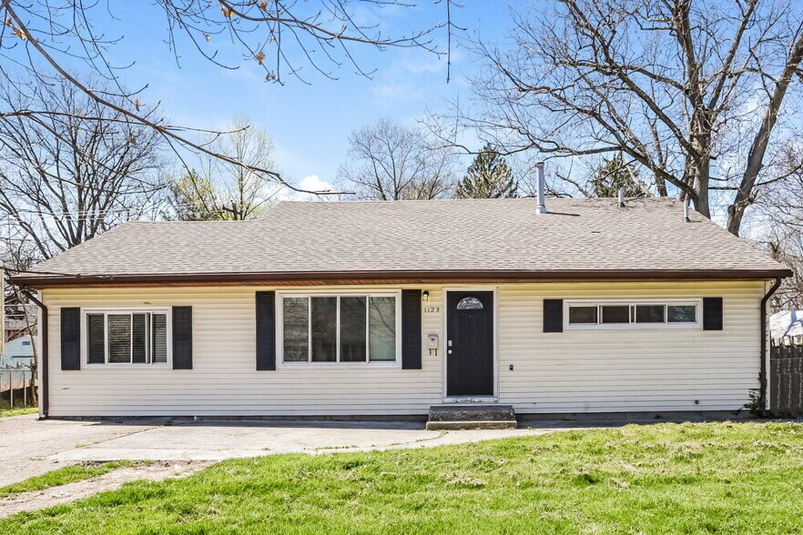 Primary Photo - 1123 Lockwood Rd