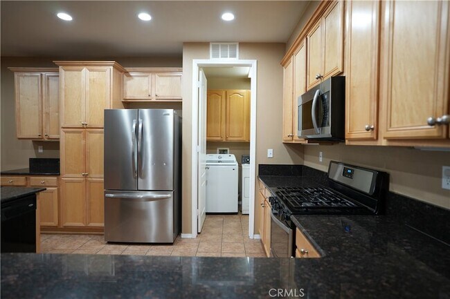 Building Photo - 16510 Denham Ln