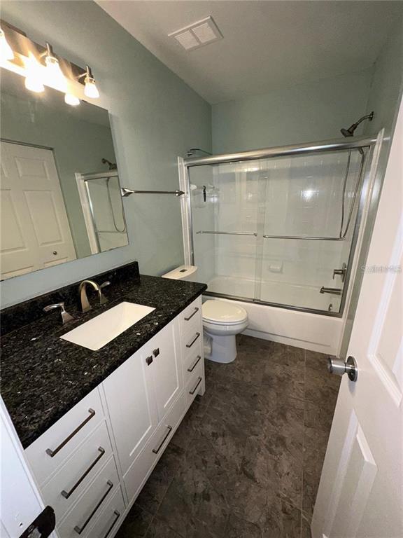 Building Photo - 2400 Feather Sound Dr