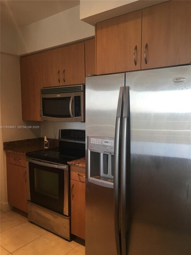 Building Photo - 1830 Radius Dr