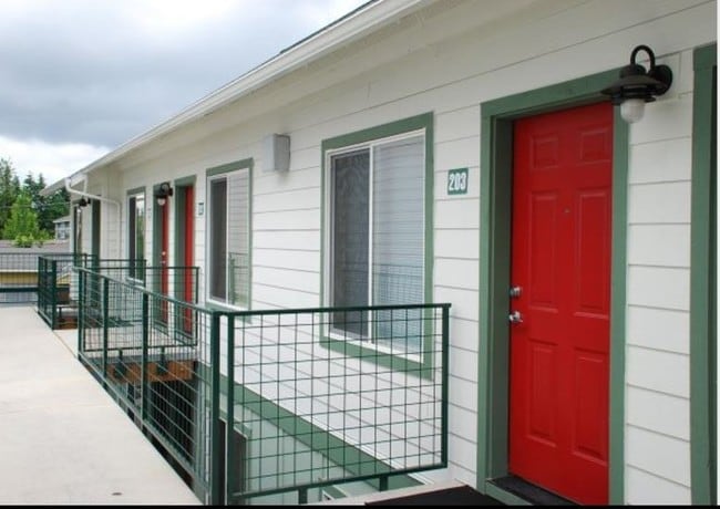 Building Photo - Ash Street