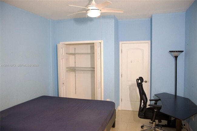 Building Photo - 5570 NW 113th Ct