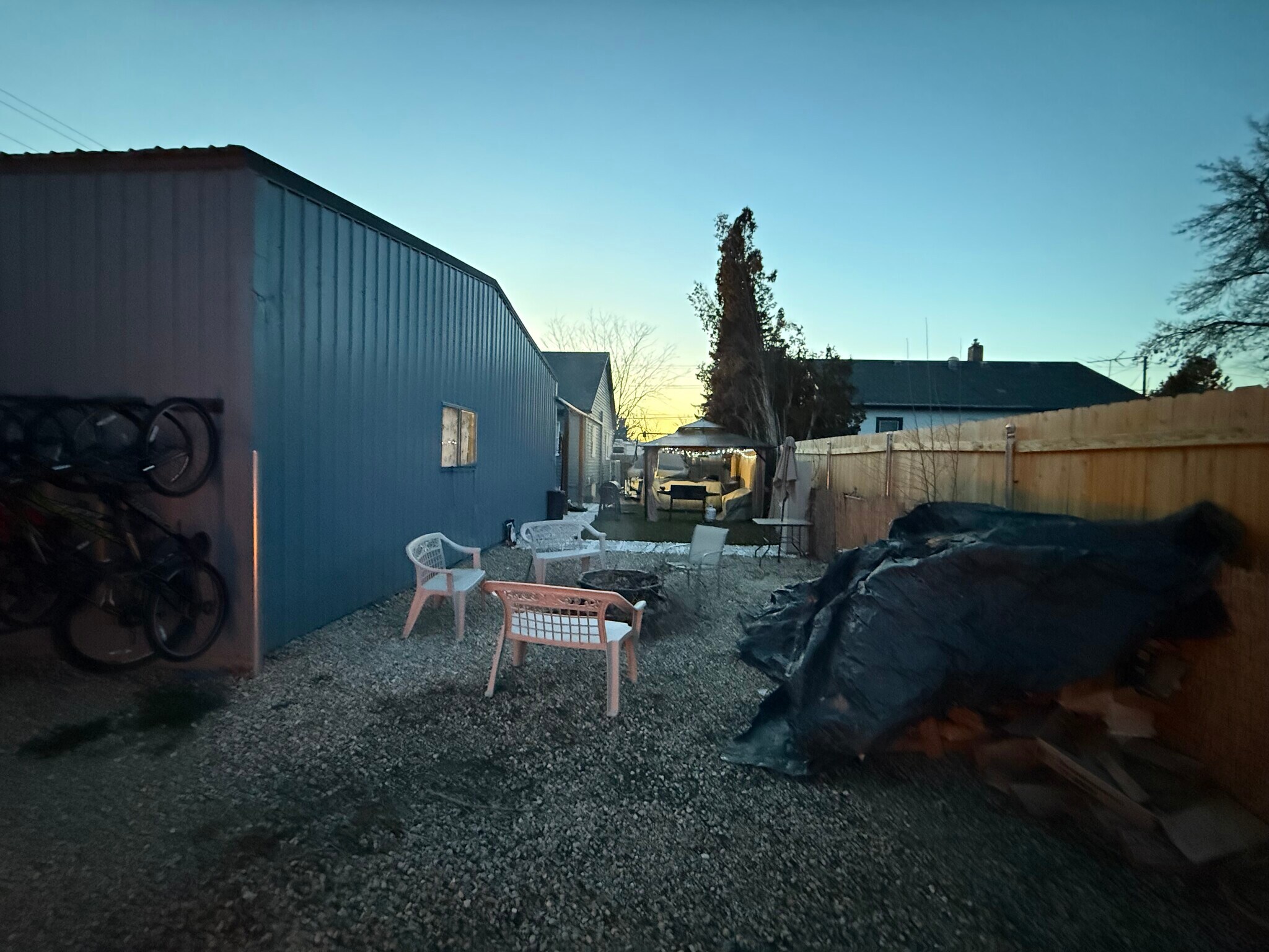 Building Photo - 1124 S Powerline Rd