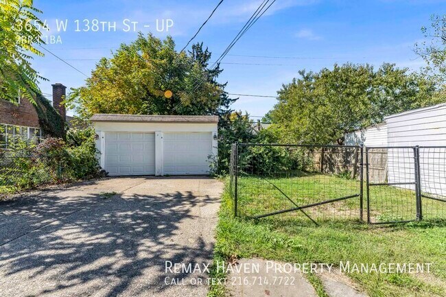 Building Photo - 3654 W 138th St