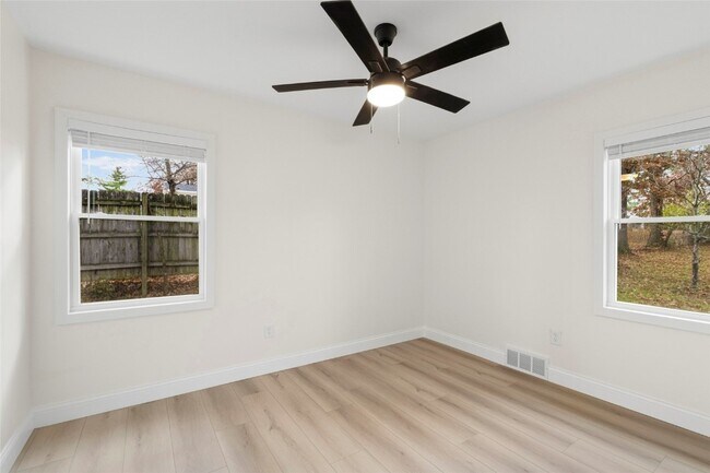 Building Photo - 84 Strecker Rd