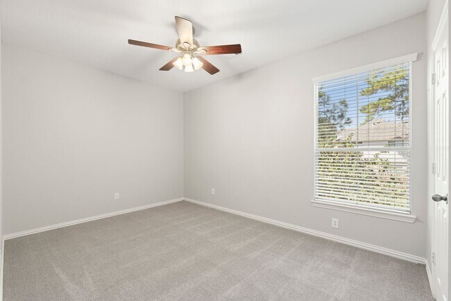 Building Photo - Magnificent Corner-Lot Retreat with Pool &...