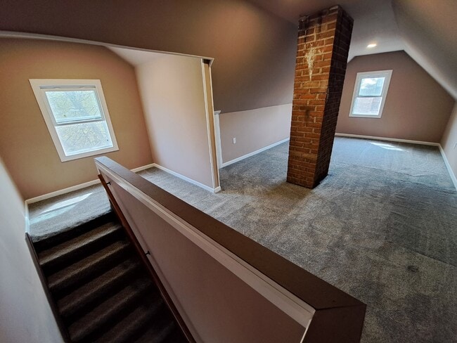 Building Photo - 8610 Jeffries Ave