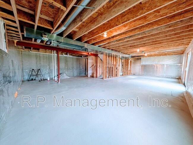 Building Photo - 9850 Glacial Valley Rd
