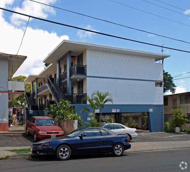 Building Photo - 94-119 Pupupuhi St